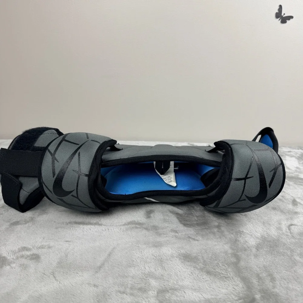 Nike Vapor LT Youth Small Lacrosse Shoulder‎ Pads Gray Blue NOCSAE Certified